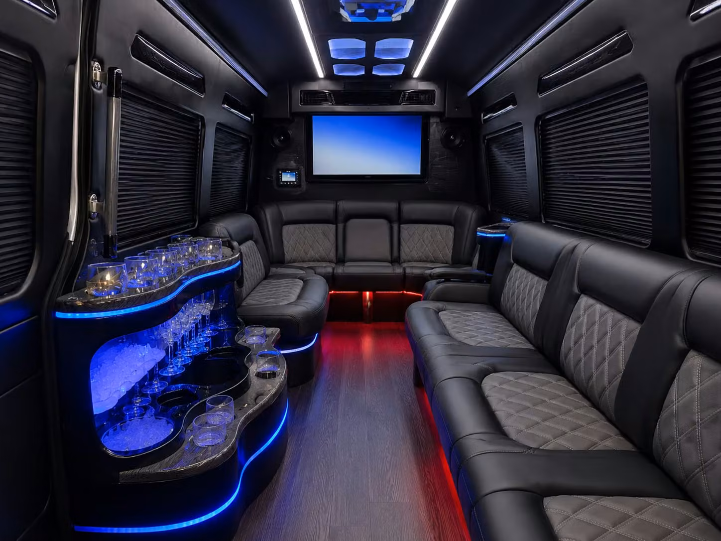 bus rental options for alexandria trips