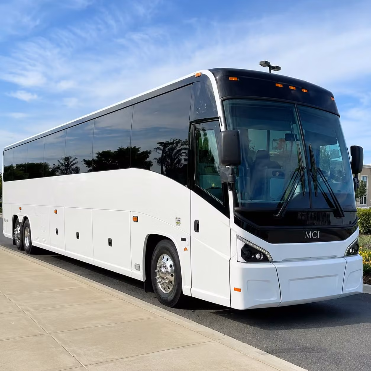 busrentalalexandria com makes finding concert bus rentals near the jiffy lube live amphitheater simple