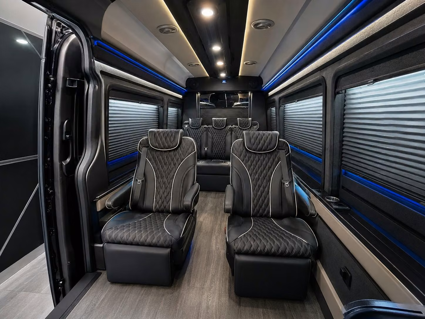 corporate and conference airport shuttles in alexandria virginia