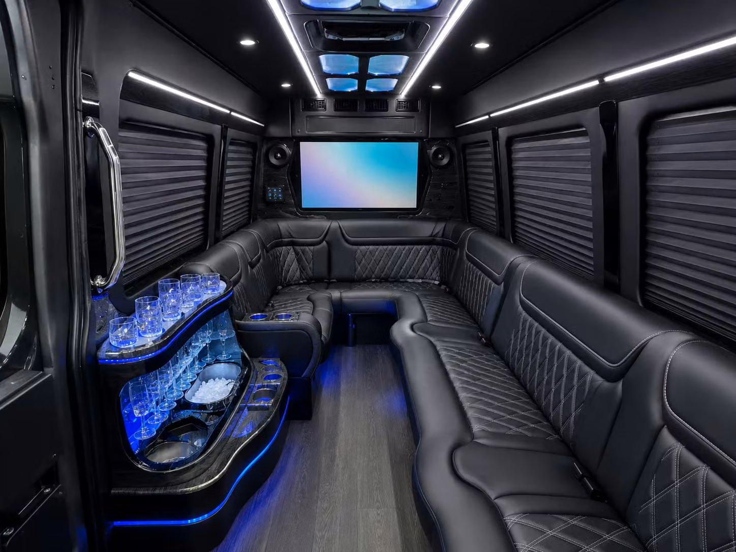 sporting event and concert transportation in and around alexandria